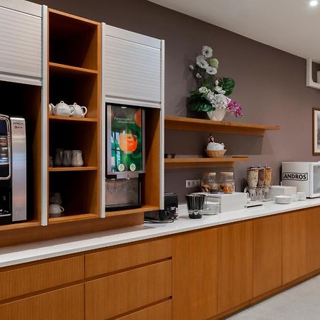 Logis Hotel-Restaurant Saint Romain Anse Dış mekan fotoğraf