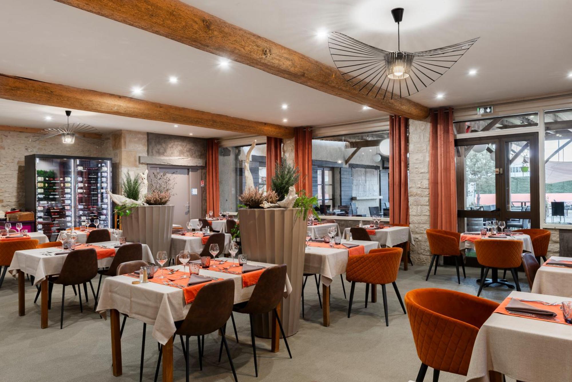Logis Hotel-Restaurant Saint Romain Anse Dış mekan fotoğraf